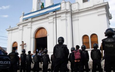 Régimen de Nicaragua acusa e investiga a la Iglesia católica por lavado de activos.
